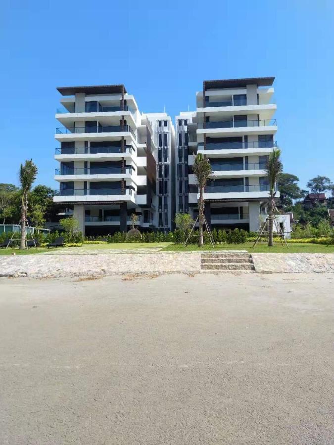 Beachfront Executive Studio Mae Phim Rayong Exterior foto